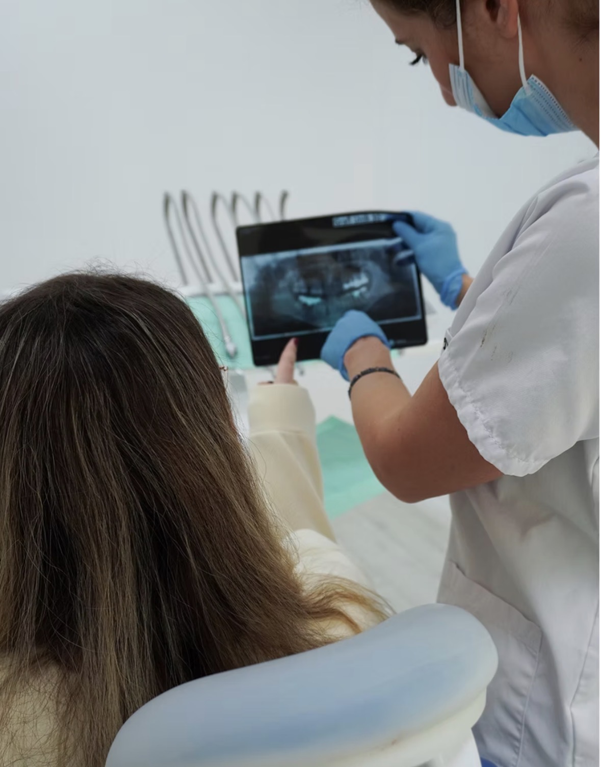 Digital panoramic X-ray review